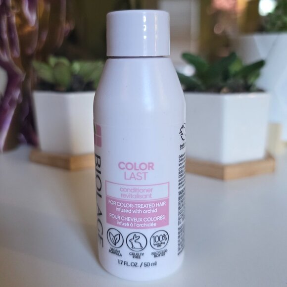 Biolage Color Last- For Color-Treated Hair Shampoo and Conditioner Set 1.70floz - Picture 4 of 4